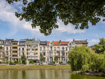 Herenhuizen aan de vijvers van Elsene © visit.brussels Jean-Paul Remy