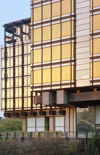 Detail van de gevel van MIX