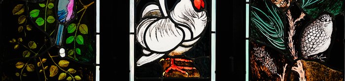 Detail van glasraam in het gemeentehuis van Vorst © Korei Guided Tours